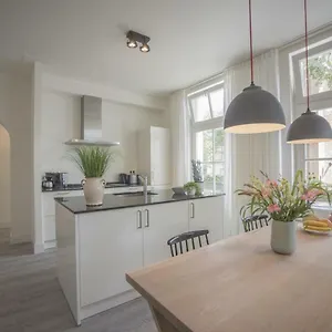 Appartement Luxury Upstairs & Downstairs, Zandvoort
